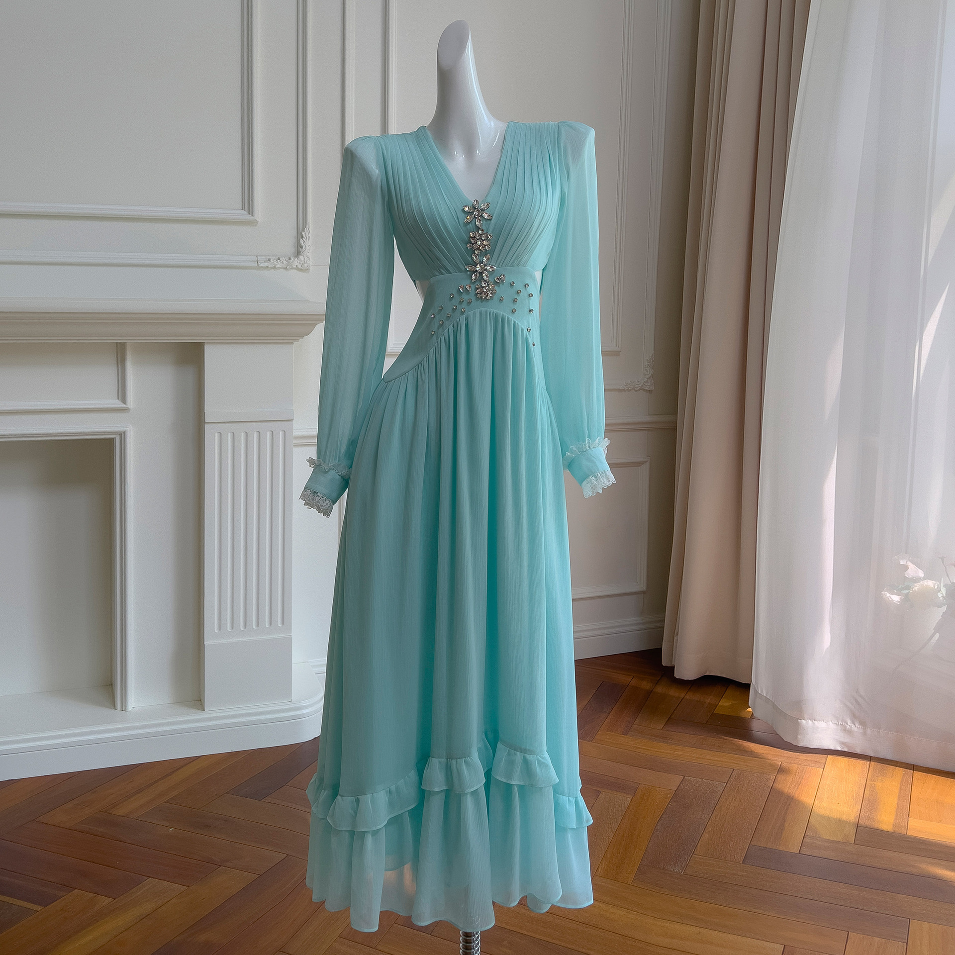 French sweet V-neck nail diamond long sleeved A-line skirt with feminine temperament, high waist hollow out slimming dress, summer fashion 69157