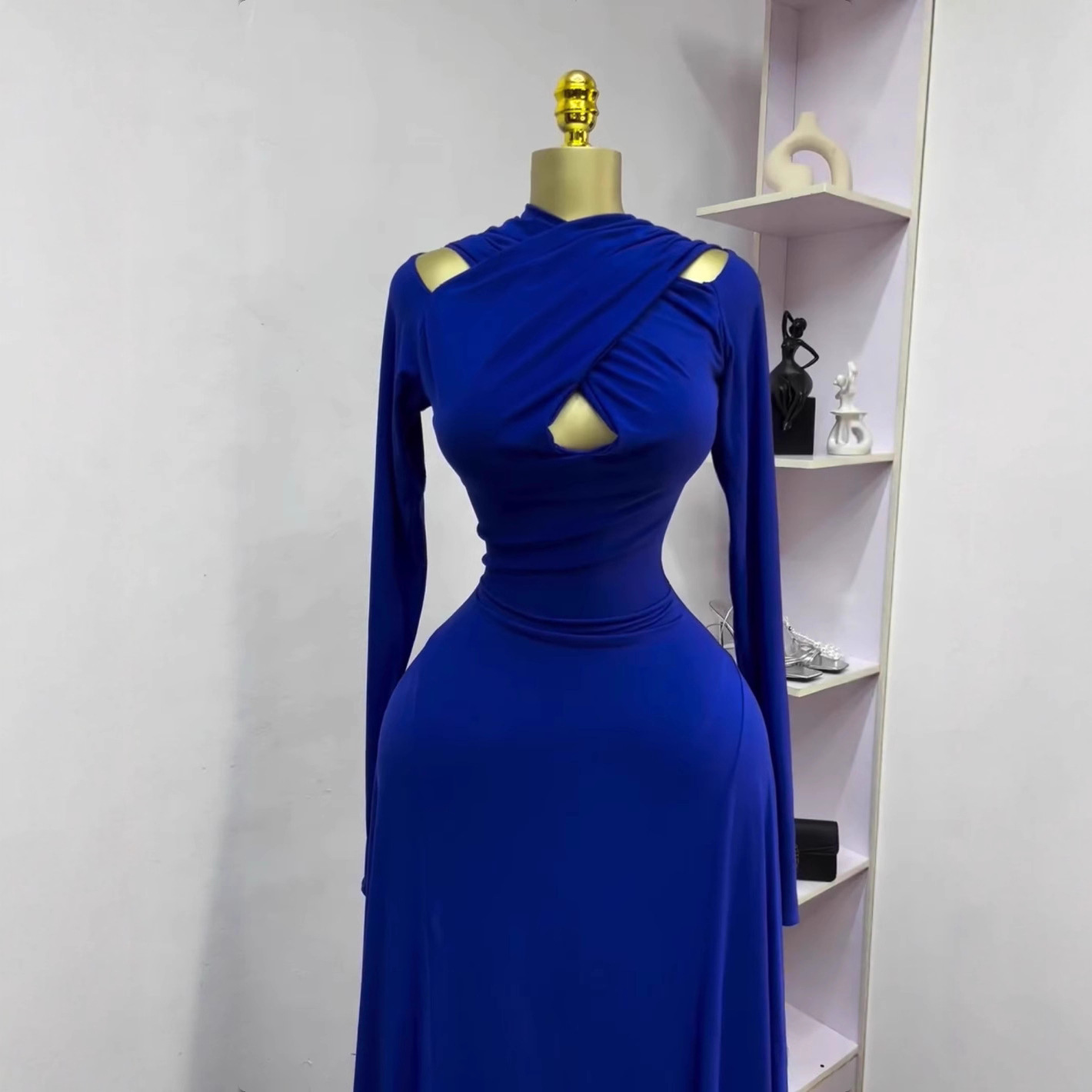 In stock 2025 new cross-border European and American long sleeved hollow dress with elegant temperament, slim and high elastic long skirt In stock 2025 new cross-border European and American long sleeved hollow dress with elegant temperament, slim and high elastic long skirt