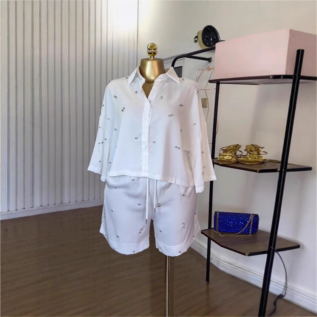 Spot 2025 European and American Cross border Women's Summer Fashion Collar Loose Nail Diamond Shirt Wide Leg Shorts 2-piece Set