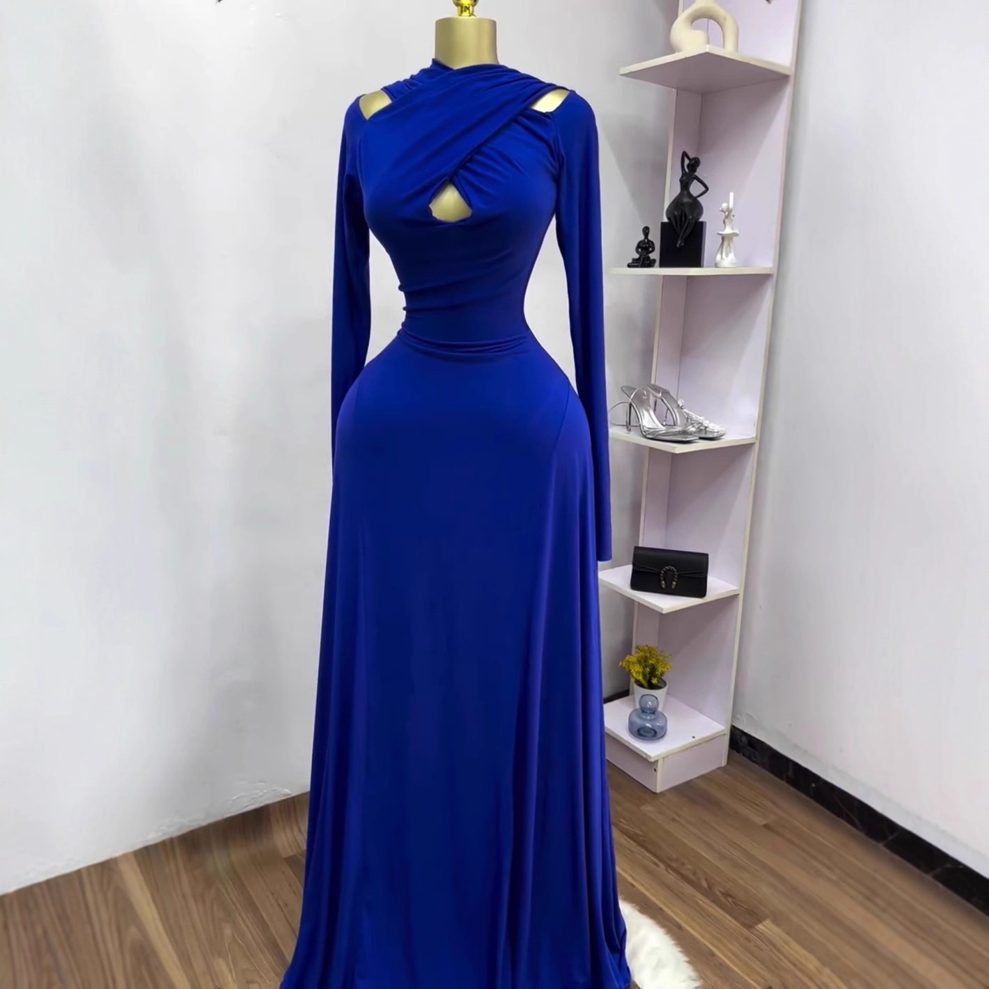In stock 2025 new cross-border European and American long sleeved hollow dress with elegant temperament, slim and high elastic long skirt In stock 2025 new cross-border European and American long sleeved hollow dress with elegant temperament, slim and high elastic long skirt