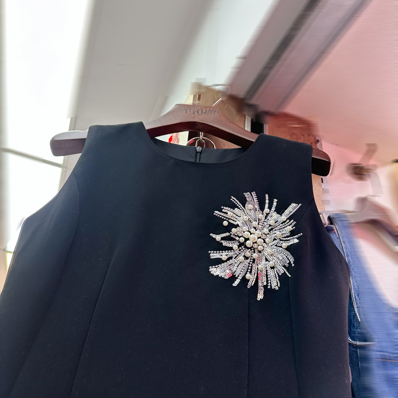 Thirteen line French high-end temperament heavy industry diamond flower decoration waist cinching short vest dress C2 # 2550 Thirteen line French high-end temperament heavy industry diamond flower decoration waist cinching short vest dress C2 # 2550