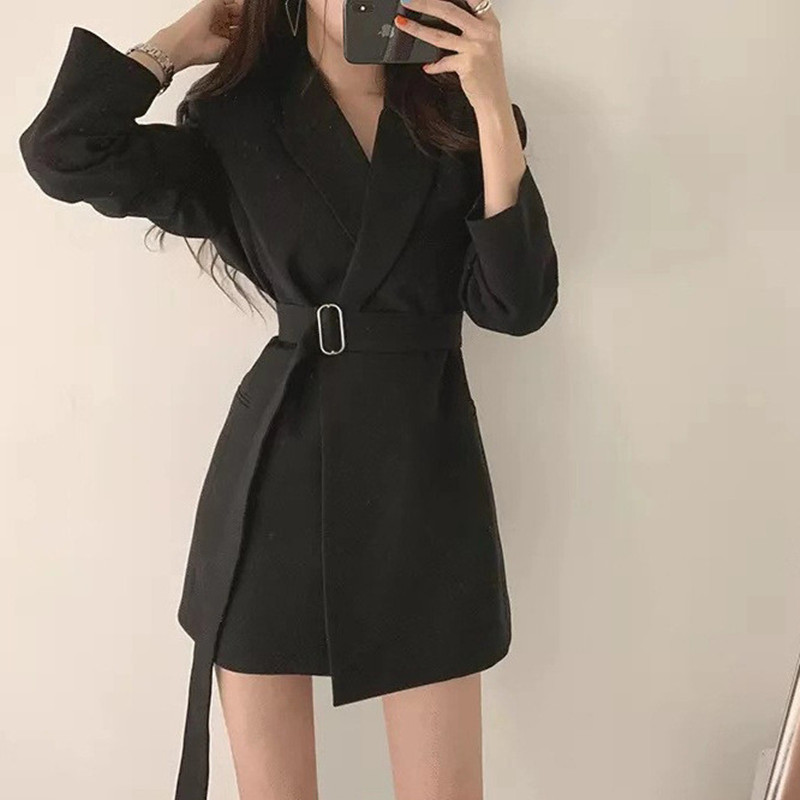Small suit jacket, female internet celebrity, spring 2025 suit, female top, chic black, Korean version, British style, casual female