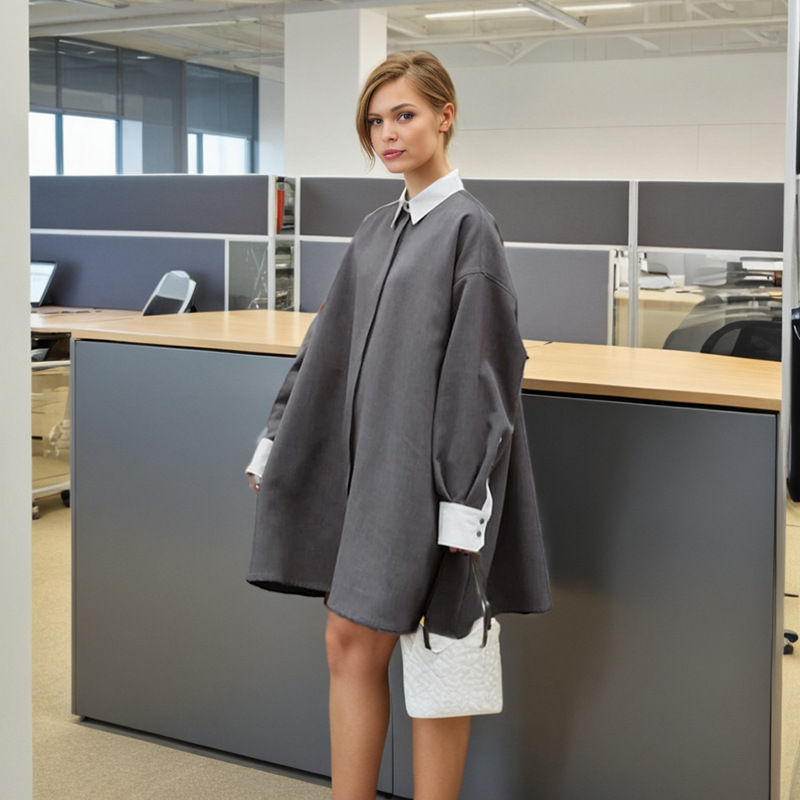 Japanese commuting loose slimming top 2025 autumn new item Instagram blogger fashionable retro contrasting long jacket