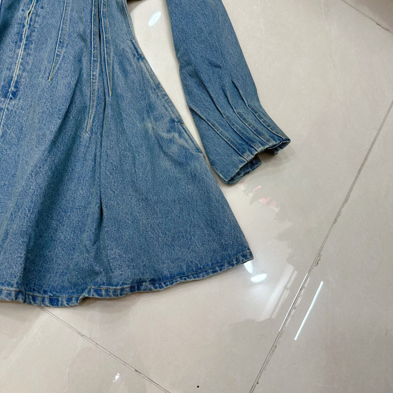 Thirteen lines of Australian niche design, niche pleated waist, fluffy long sleeved denim dress, A2 # 8353 Thirteen lines of Australian niche design, niche pleated waist, fluffy long sleeved denim dress, A2 # 8353