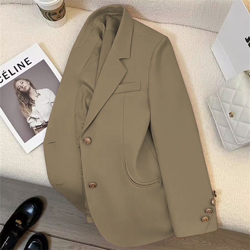 New khaki suit jacket for autumn 2025, women's retro British style, high-end design, versatile small suit
