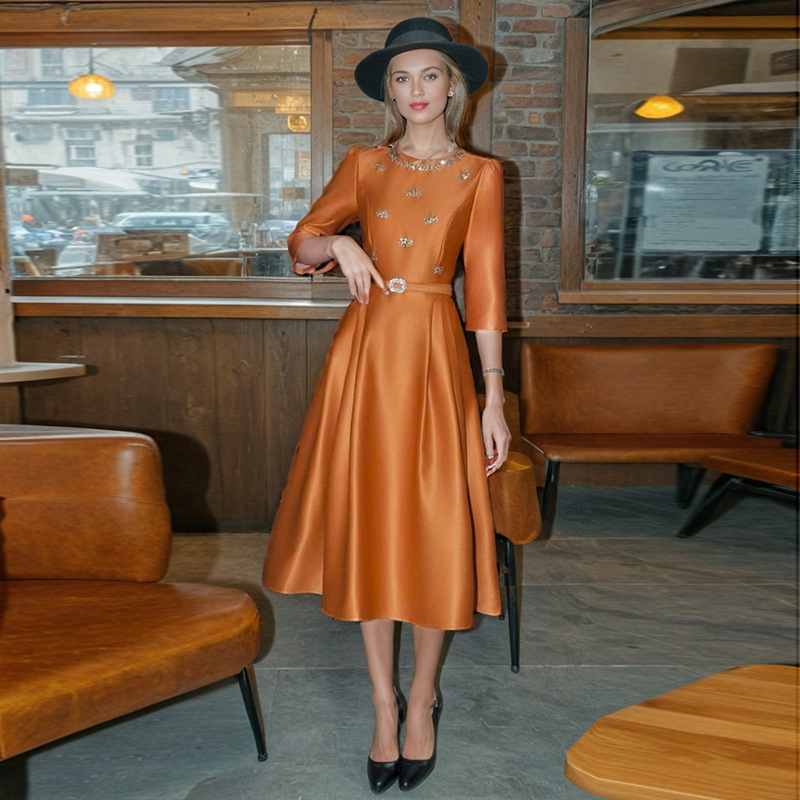 Elegant retro dress for women 2025 new style solid color simple round neck diamond studded seven quarter sleeves A-line slimming mid length skirt