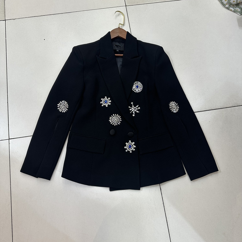 Thirteen Rows Australia's new European and American celebrity socialite heavy industry nail bead inlaid diamond small suit jacket A2 # 8060 Thirteen Rows Australia's new European and American celebrity socialite heavy industry nail bead inlaid diamond small suit jacket A2 # 8060