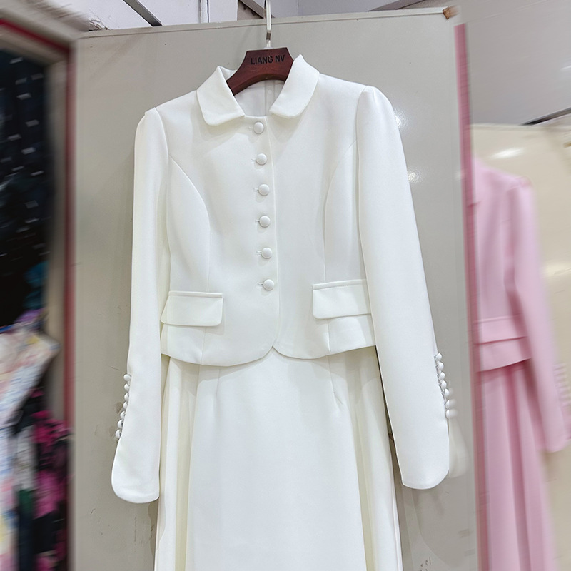 Thirteen line Australian niche white retro breasted jacket+long skirt 2-piece gentle set A2 # 1022 Thirteen line Australian niche white retro breasted jacket+long skirt 2-piece gentle set A2 # 1022