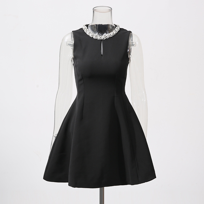 Australian fashion show style socialite style short skirt 2025 new round neck diamond studded sleeveless high-end waist cinching dress for women Australian fashion show style socialite style short skirt 2025 new round neck diamond studded sleeveless high-end waist cinching dress for women