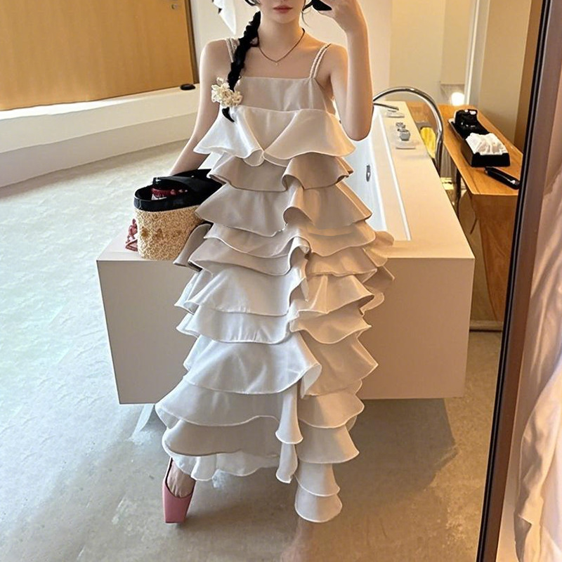 Temperament socialite style camisole long dress 2025 new one shoulder sleeveless layered ruffle edge patchwork design dress