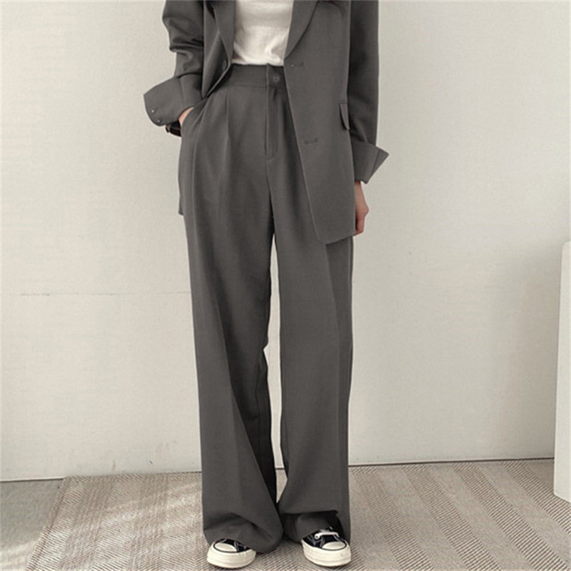 Black suit pants for women in Spring and Autumn 2025, new straight leg hanging feeling, oversized pants, small professional casual cigarette pipe pants Black suit pants for women in Spring and Autumn 2025, new straight leg hanging feeling, oversized pants, small professional casual cigarette pipe pants