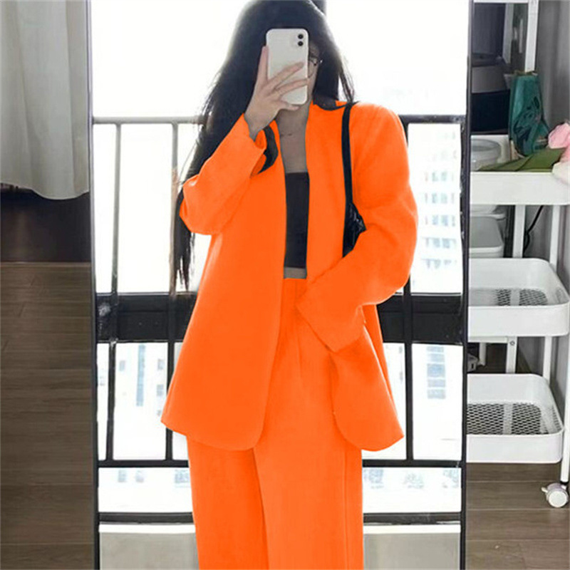 Suit jacket for women 2025 new spring design, niche casual suit temperament, black mini suit set Suit jacket for women 2025 new spring design, niche casual suit temperament, black mini suit set