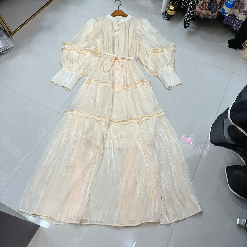 Thirteen line French retro palace style lantern sleeve dress with black fungus edge pleated A-line skirt, long skirt A2 # 8325