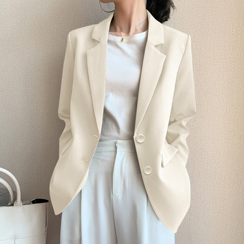 Khaki colored mini suit jacket for women, trendy Instagram autumn new item, Korean version, student loose retro Chic, slimming and casual women Khaki colored mini suit jacket for women, trendy Instagram autumn new item, Korean version, student loose retro Chic, slimming and casual women