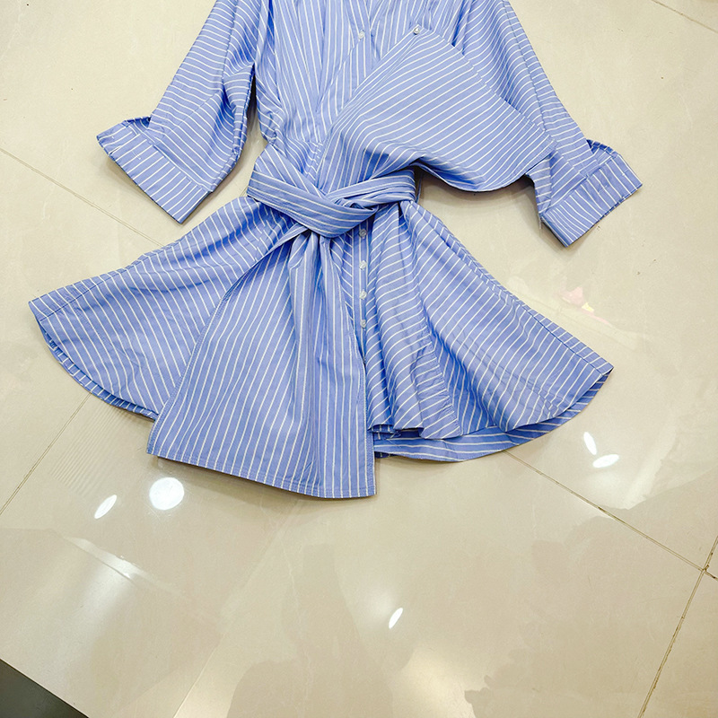 Thirteen Rows Vietnam's niche new seven quarter sleeve dress with striped V-neck casual ruffle edge short skirt A2 # 8577 Thirteen Rows Vietnam's niche new seven quarter sleeve dress with striped V-neck casual ruffle edge short skirt A2 # 8577