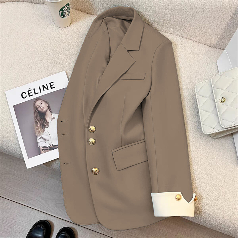 White suit jacket for women, spring 2025 new style, casual temperament, socialite, high-end feeling, explosive street, trendy suit this year White suit jacket for women, spring 2025 new style, casual temperament, socialite, high-end feeling, explosive street, trendy suit this year