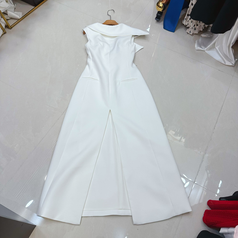 Thirteen line socialite mature style U-shaped backless Vietnamese new slit niche design dress curve A2 # 8031 Thirteen line socialite mature style U-shaped backless Vietnamese new slit niche design dress curve A2 # 8031