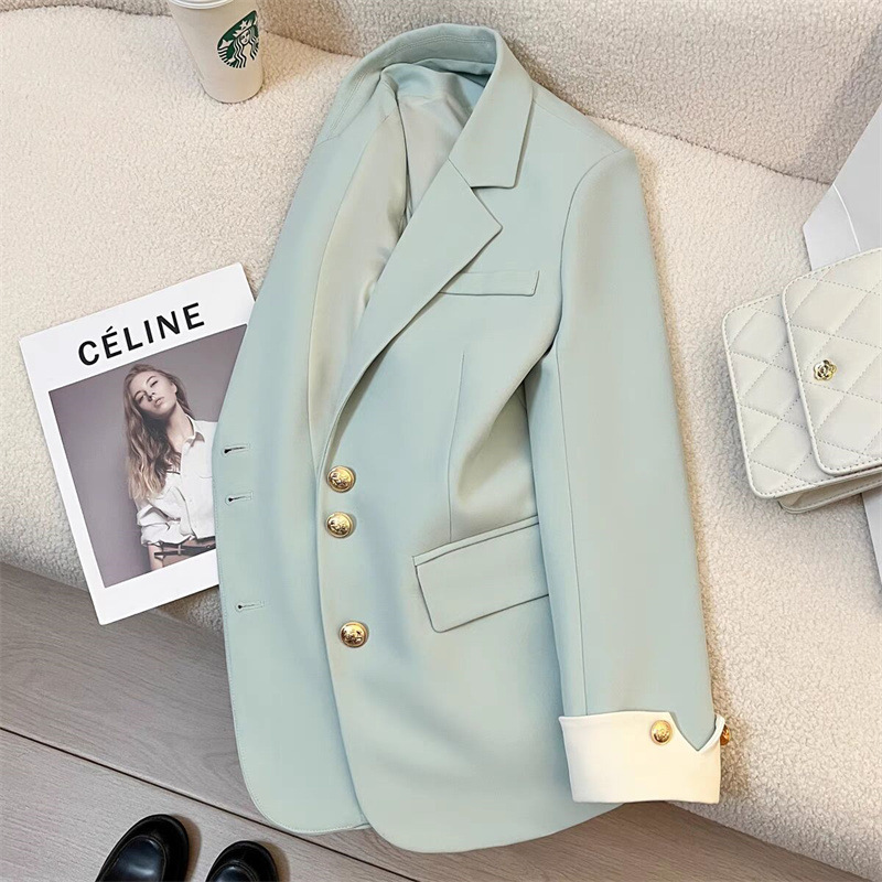 White suit jacket for women, spring 2025 new style, casual temperament, socialite, high-end feeling, explosive street, trendy suit this year White suit jacket for women, spring 2025 new style, casual temperament, socialite, high-end feeling, explosive street, trendy suit this year