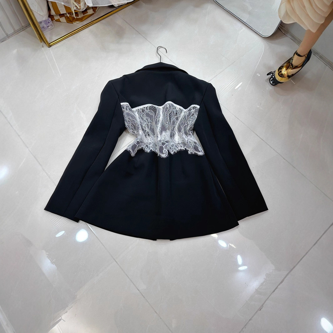 Thirteen line French retro lace patchwork lapel long sleeved French style slimming suit jacket A2 # 8397 Thirteen line French retro lace patchwork lapel long sleeved French style slimming suit jacket A2 # 8397