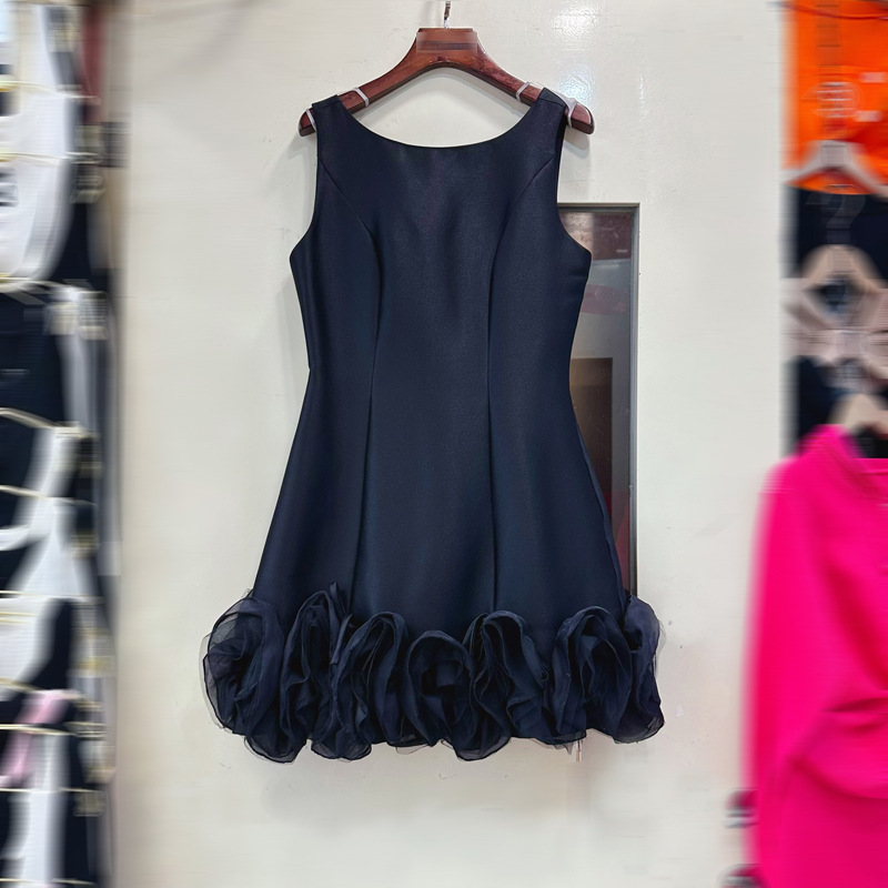 Thirteen line bow mesh patchwork dress with ruffle edge hanging neck and exposed back, solid color sexy short skirt C2 # 2552 Thirteen line bow mesh patchwork dress with ruffle edge hanging neck and exposed back, solid color sexy short skirt C2 # 2552