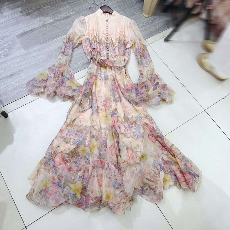 Thirteen line Australian French niche printed breasted long dress with flowing and super fairy style hem A2 # 8210 Thirteen line Australian French niche printed breasted long dress with flowing and super fairy style hem A2 # 8210