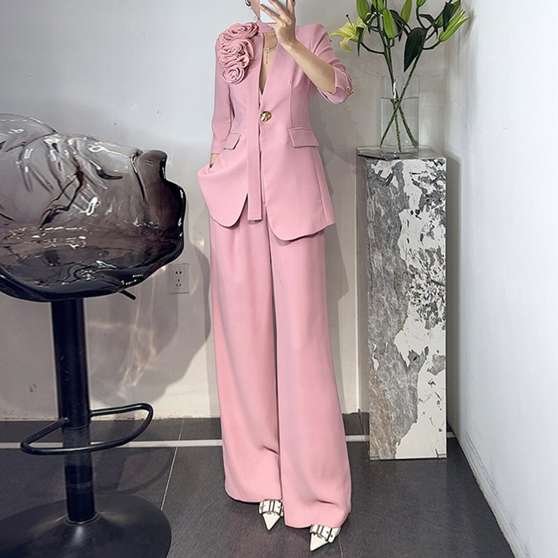 Temperament professional suit set 2025 new design sense three-dimensional flower V-neck one button suit two-piece set