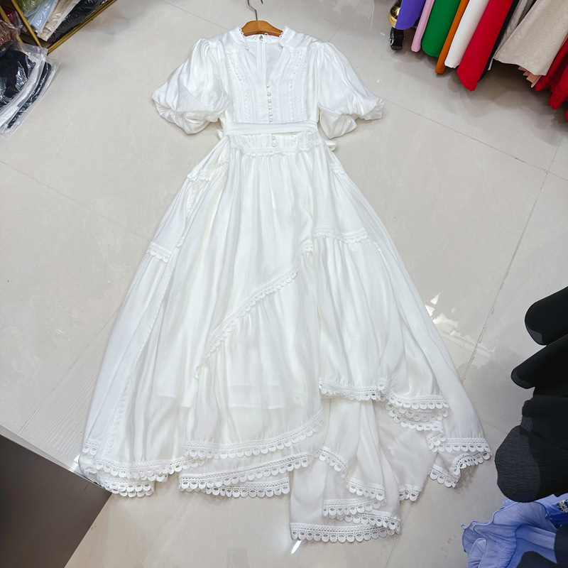 Thirteen Rows Australian niche light luxury vacation beach V-neck bubble sleeve patchwork lace big swing dress A2 # 8118 Thirteen Rows Australian niche light luxury vacation beach V-neck bubble sleeve patchwork lace big swing dress A2 # 8118