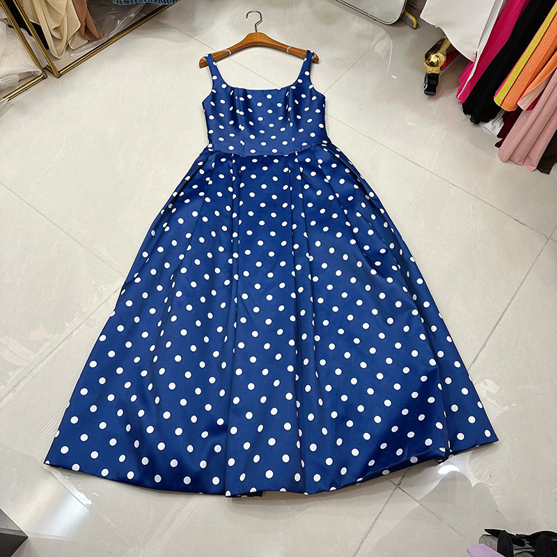 Thirteen line classic heiress dinner party polka dot French retro puffy strapless dress long A1 # 8527 Thirteen line classic heiress dinner party polka dot French retro puffy strapless dress long A1 # 8527