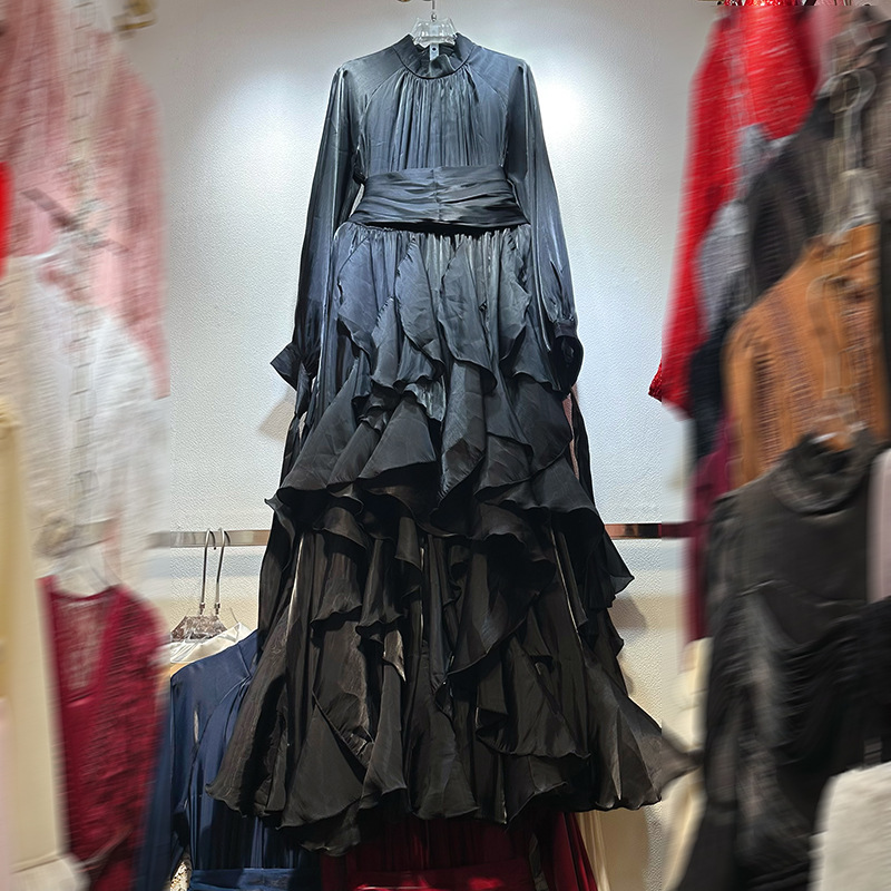 Thirteen Rows Australia's niche new pleated irregular wave dress lotus leaf edge skirt dress A1 # 1028 Thirteen Rows Australia's niche new pleated irregular wave dress lotus leaf edge skirt dress A1 # 1028