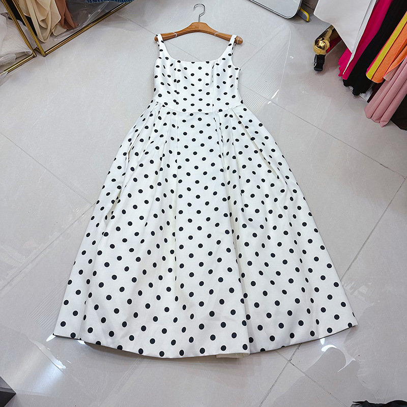 Thirteen line classic heiress dinner party polka dot French retro puffy strapless dress long A1 # 8527 Thirteen line classic heiress dinner party polka dot French retro puffy strapless dress long A1 # 8527