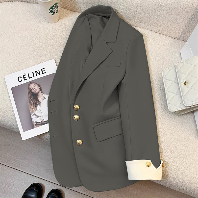 White suit jacket for women, spring 2025 new style, casual temperament, socialite, high-end feeling, explosive street, trendy suit this year White suit jacket for women, spring 2025 new style, casual temperament, socialite, high-end feeling, explosive street, trendy suit this year