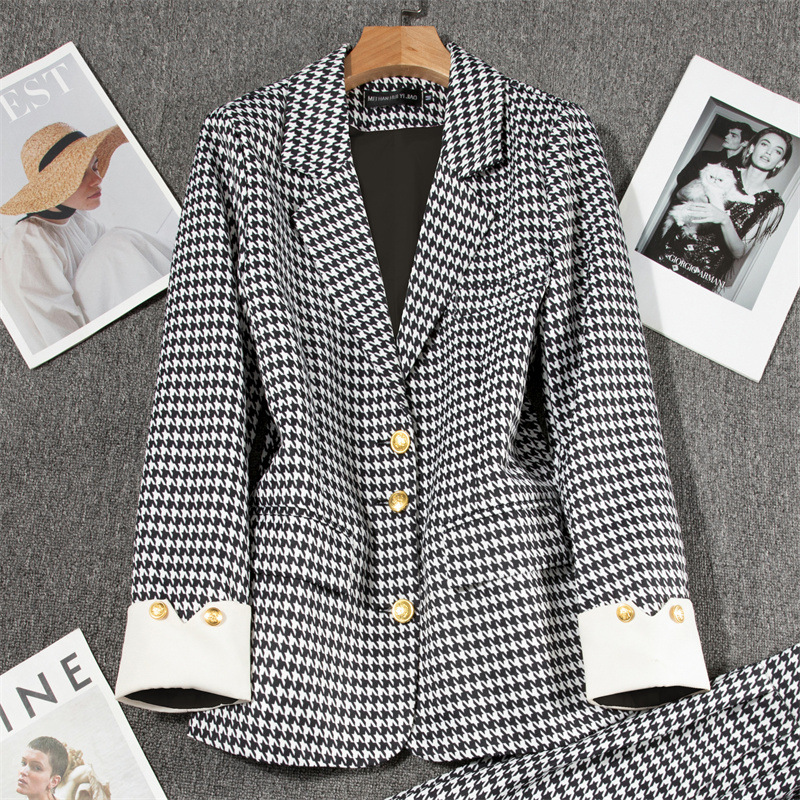 Suit jacket for women, spring 2025 new style, casual temperament, socialite, high-end feeling, explosive street, this year's popular plaid suit
