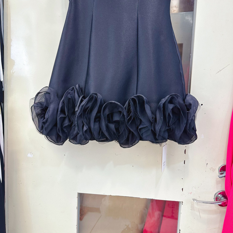 Thirteen line bow mesh patchwork dress with ruffle edge hanging neck and exposed back, solid color sexy short skirt C2 # 2552 Thirteen line bow mesh patchwork dress with ruffle edge hanging neck and exposed back, solid color sexy short skirt C2 # 2552