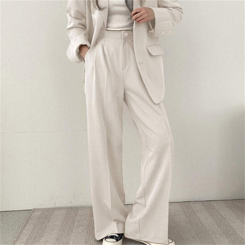 Black suit pants for women in Spring and Autumn 2025, new straight leg hanging feeling, oversized pants, small professional casual cigarette pipe pants Black suit pants for women in Spring and Autumn 2025, new straight leg hanging feeling, oversized pants, small professional casual cigarette pipe pants