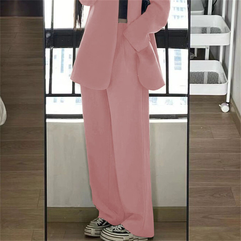 Suit jacket for women 2025 new spring design, niche casual suit temperament, black mini suit set Suit jacket for women 2025 new spring design, niche casual suit temperament, black mini suit set