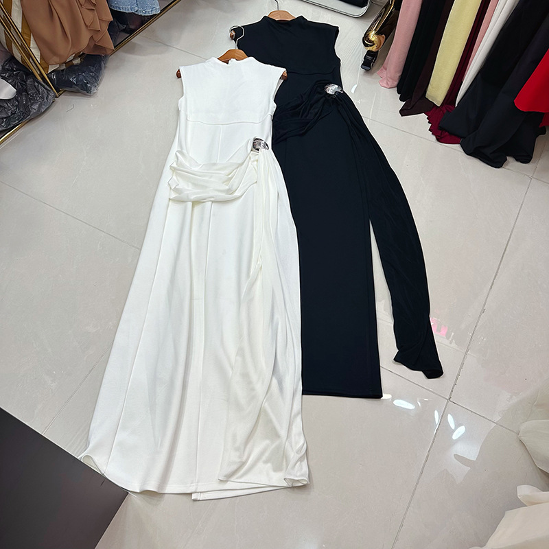 Thirteen lines of Vietnam's niche high-end design, wrinkled temperament, slim fit sleeveless dress, formal dress, long skirt A2 # 8538