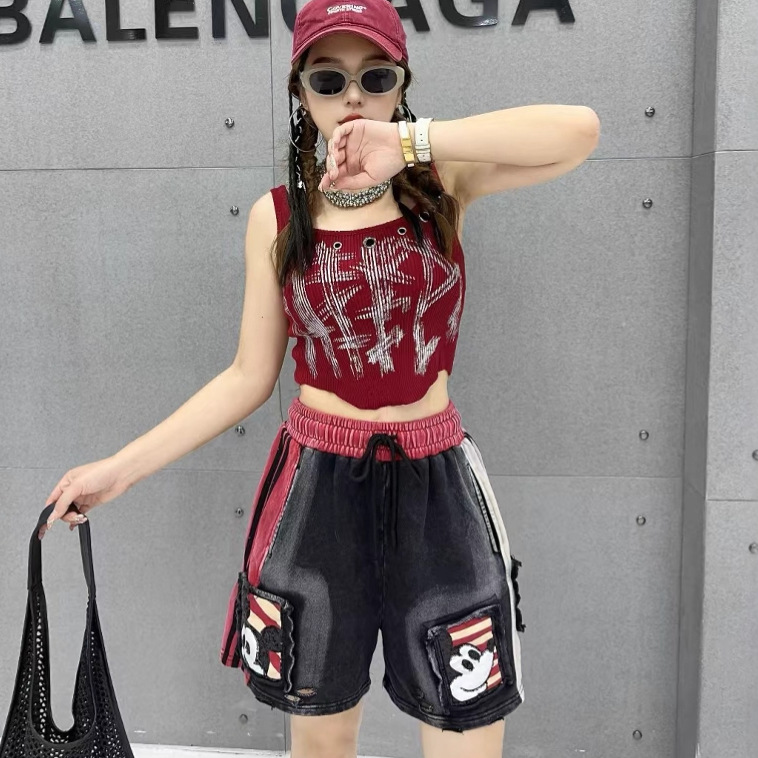 European Station 2025 Summer New Washed Denim Elastic Waist Wide Legs Hot Diamond Versatile Casual Shorts Hot Pants Trendy Brand European Station 2025 Summer New Washed Denim Elastic Waist Wide Legs Hot Diamond Versatile Casual Shorts Hot Pants Trendy Brand