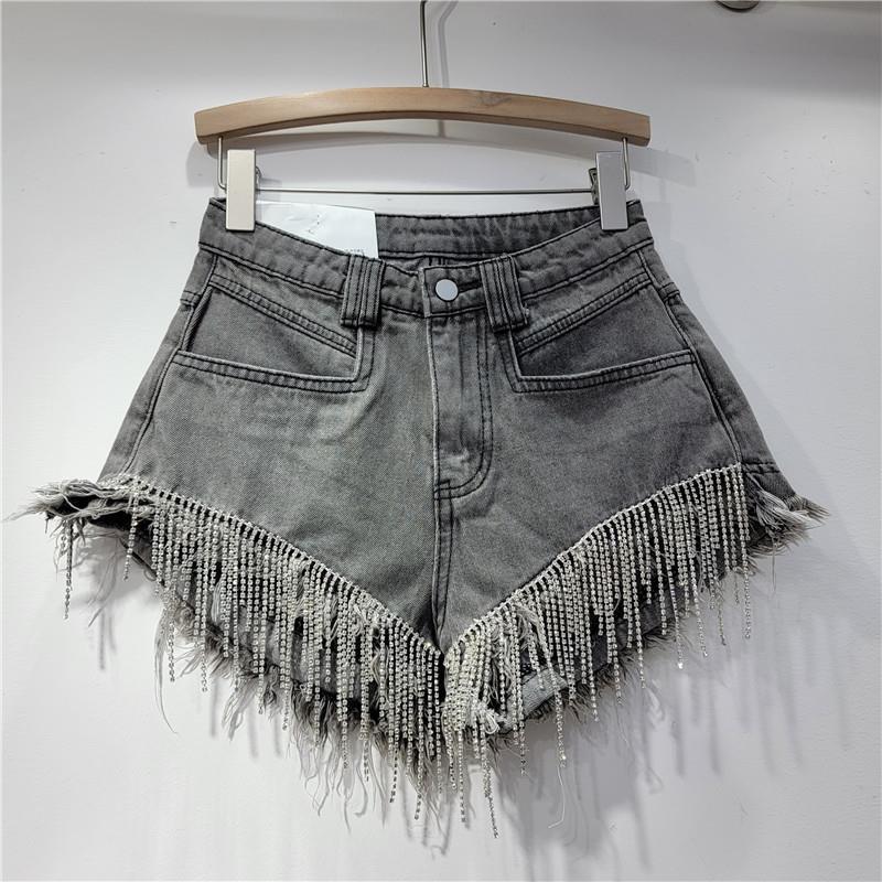 European Station 2023 Spring/Summer New Collection: Broken Hole High Waist Water Diamond Tassel Chain, Slim Fit and Slim Straight Tube Denim Shorts for Women European Station 2023 Spring/Summer New Collection: Broken Hole High Waist Water Diamond Tassel Chain, Slim Fit and Slim Straight Tube Denim Shorts for Women