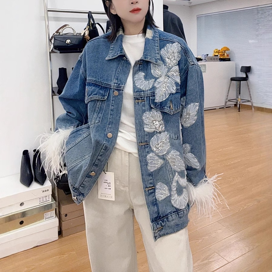 Heavy industry nail bead inlaid diamond splicing denim jacket for women, spring 2025 new loose and slimming European jacket top