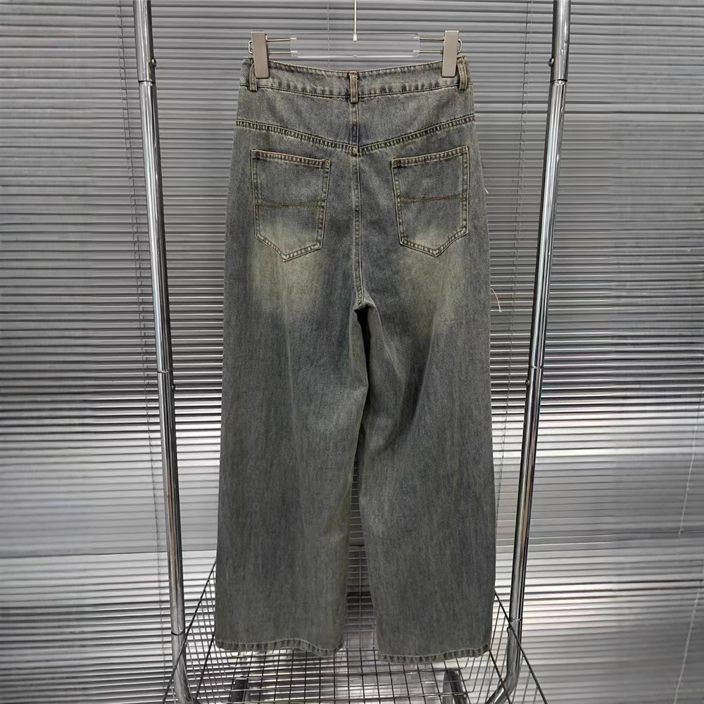 European Station 2025 Spring New Personalized Hot Girl Chiffon 3D Flower Piercing Wash Water Wide Leg Jeans Women's Trendy European Station 2025 Spring New Personalized Hot Girl Chiffon 3D Flower Piercing Wash Water Wide Leg Jeans Women's Trendy