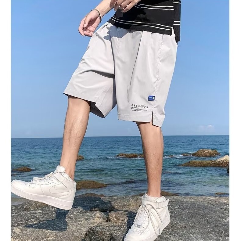 Clothing: Ice silk shorts for men in summer, thin cut for outerwear, large shorts for loose and trendy straight leg, sporty and casual