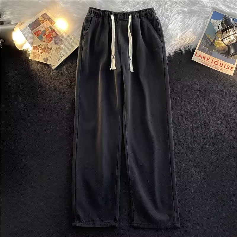 Elastic waisted denim pants for men, spring and autumn floor pants, loose straight leg deep blue long pants, wide legs Elastic waisted denim pants for men, spring and autumn floor pants, loose straight leg deep blue long pants, wide legs
