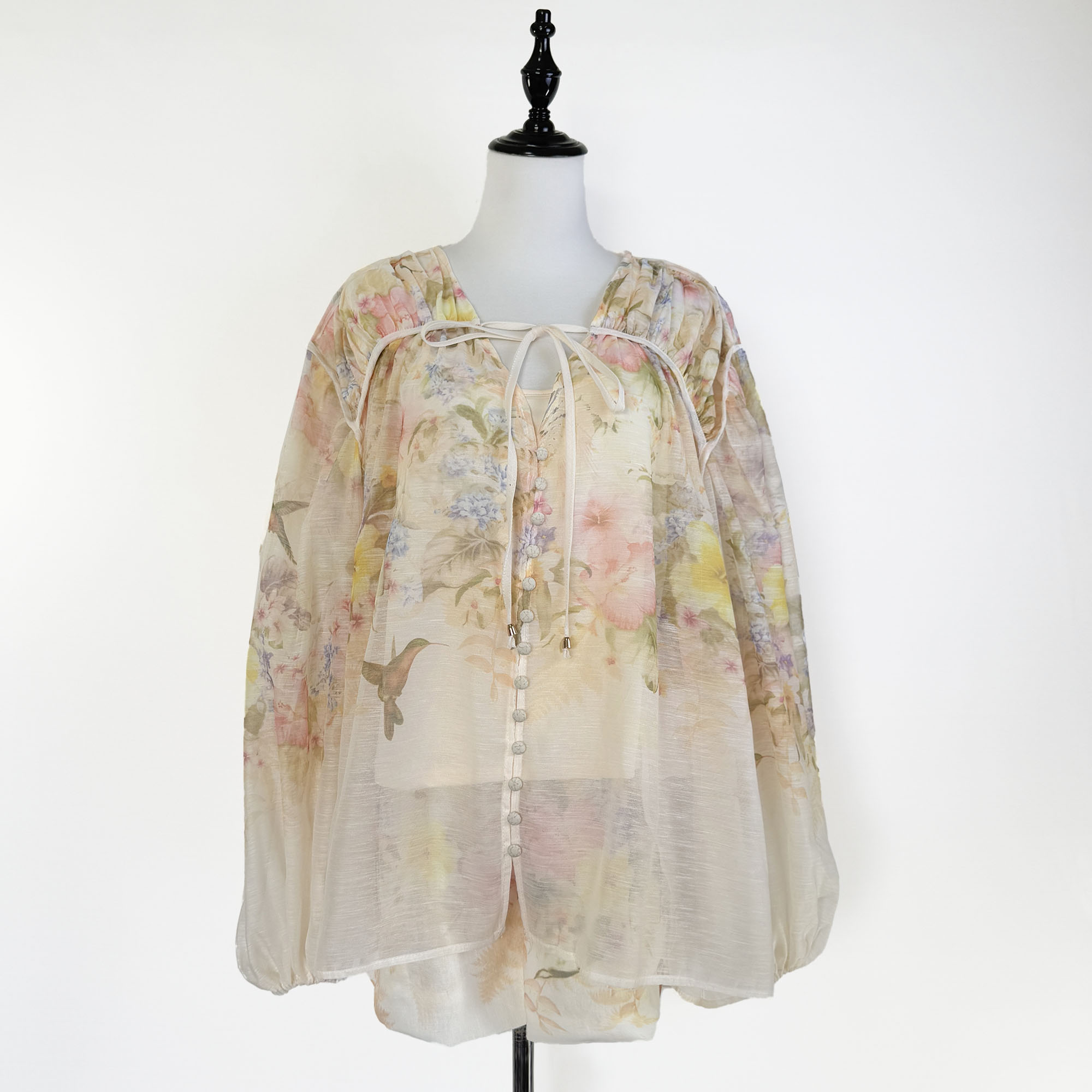 Real time shooting of new light luxury pleated single breasted hummingbird print loose shirt+wide leg pants set with belt Real time shooting of new light luxury pleated single breasted hummingbird print loose shirt+wide leg pants set with belt