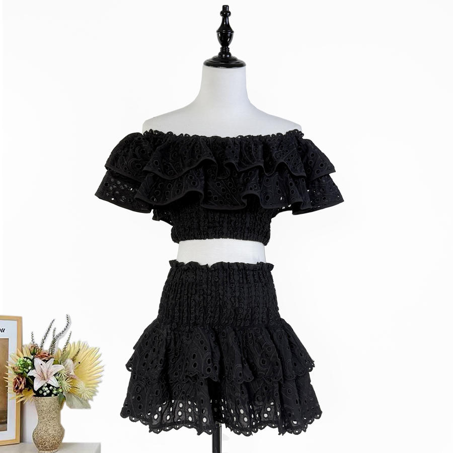 Real shot Heavy Industry Embroidered Hollow One Word Neck Short Top+Elastic Hip Wrapping Cake Skirt Fashion Set Summer Real shot Heavy Industry Embroidered Hollow One Word Neck Short Top+Elastic Hip Wrapping Cake Skirt Fashion Set Summer
