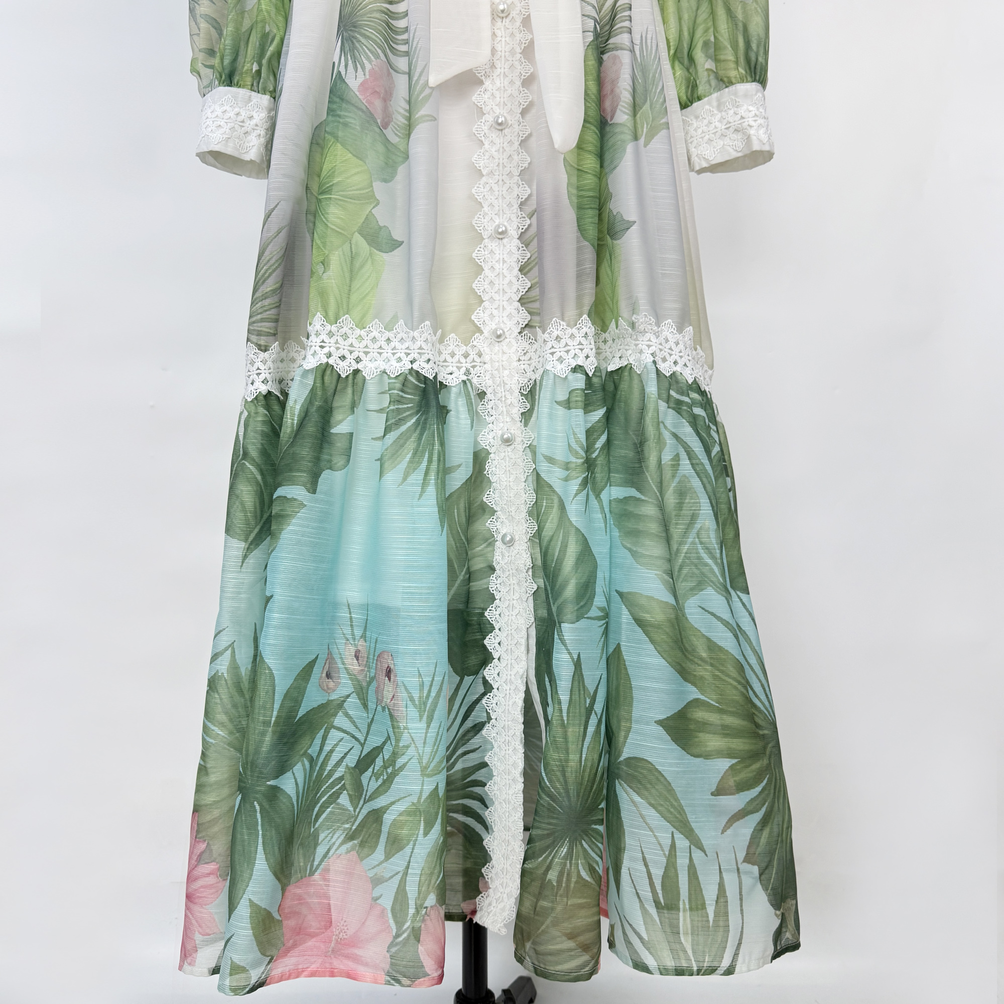 Real shot of elegant European and American foreign trade, heavy industry lace lace, retro lantern sleeves, stand up collar printed lace up dress, long skirt Real shot of elegant European and American foreign trade, heavy industry lace lace, retro lantern sleeves, stand up collar printed lace up dress, long skirt