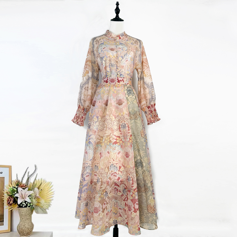 Real shot of a new retro floral print stand up collar lantern sleeve shirt from Australia, paired with a semi elastic super large skirt skirt