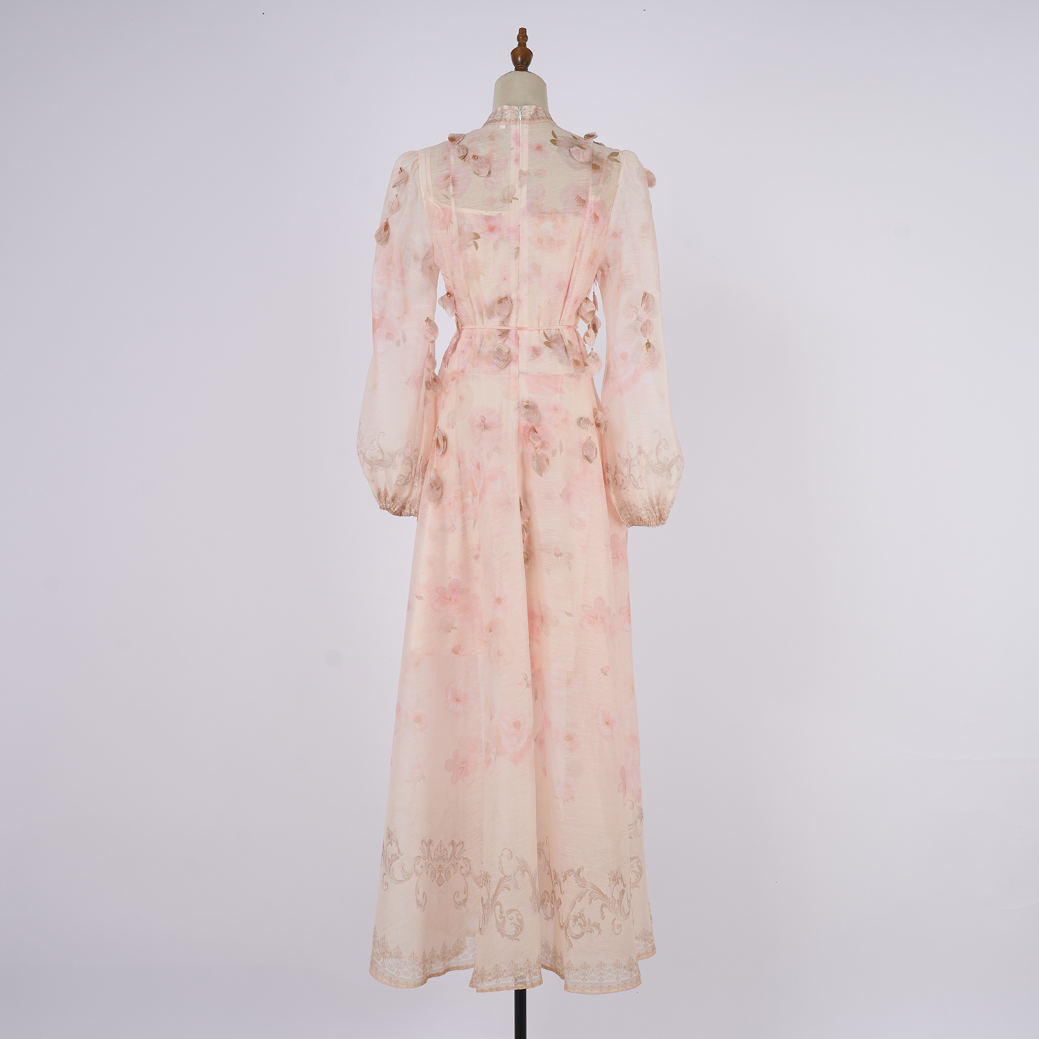 Real time shooting of new handmade hanging flower long dress with heavy craftsmanship positioning, two-piece set Real time shooting of new handmade hanging flower long dress with heavy craftsmanship positioning, two-piece set