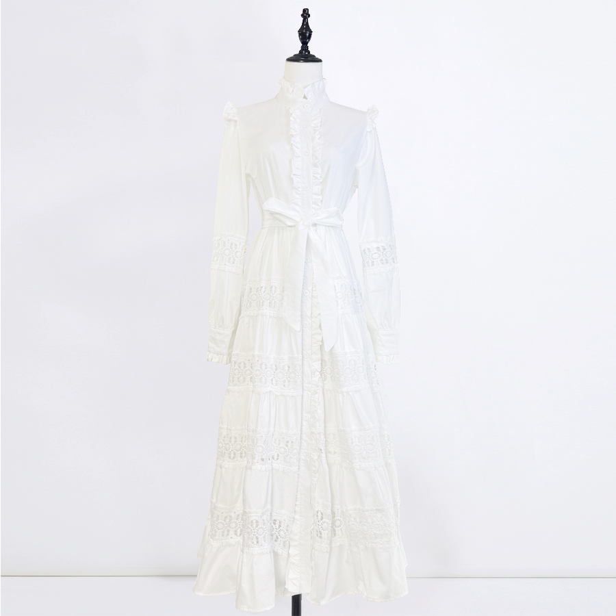 Real shot French autumn and winter women's dress with stand up collar, black fungus edge, single breasted button, large swing, waist cinching and lace up dress Real shot French autumn and winter women's dress with stand up collar, black fungus edge, single breasted button, large swing, waist cinching and lace up dress