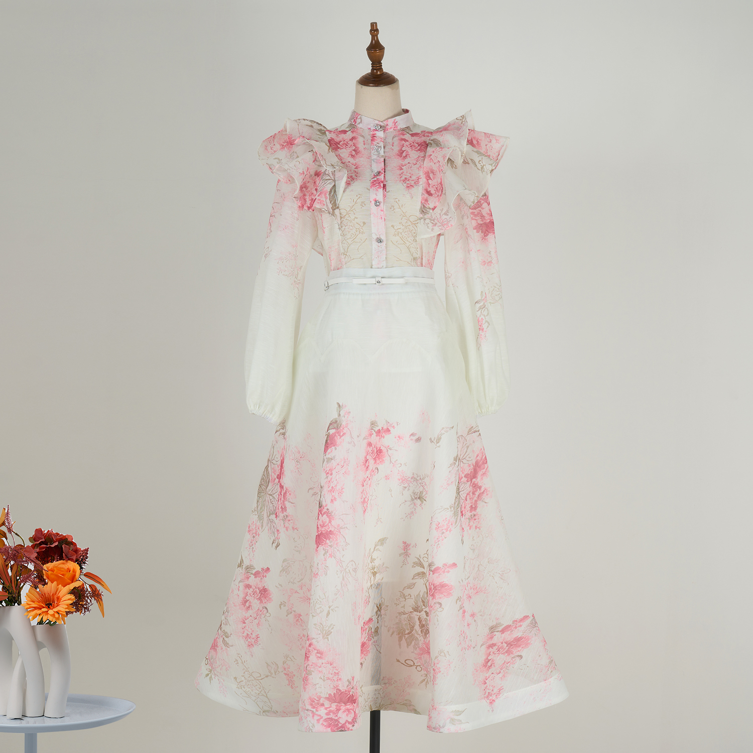 Real time shooting of European spring and summer new heavy craft lotus leaf edge lantern sleeve shirt+large skirt set in 9 colors Real time shooting of European spring and summer new heavy craft lotus leaf edge lantern sleeve shirt+large skirt set in 9 colors