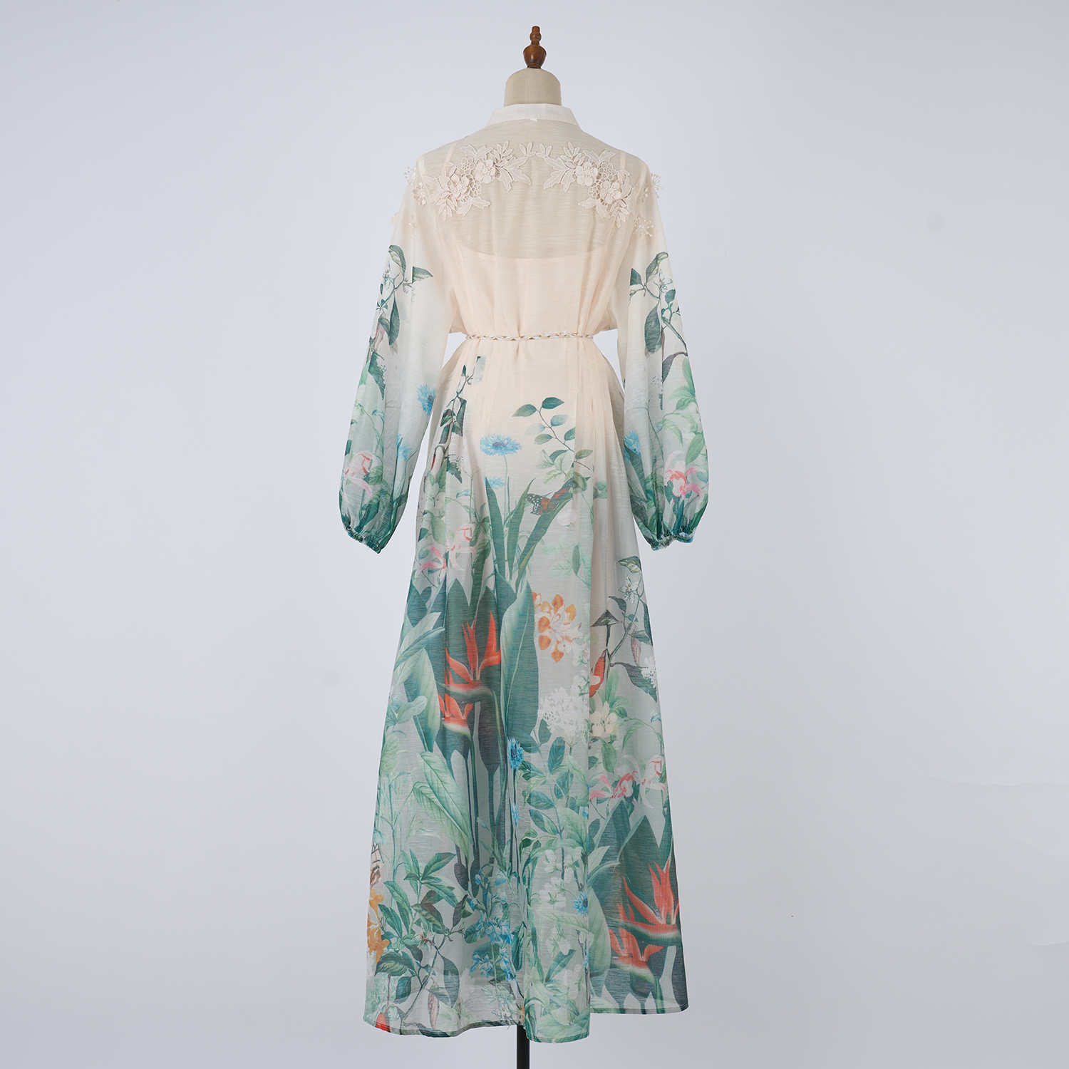 Realistic shooting of vacation style women's seaside exquisite printed single breasted bubble sleeves, large swing lace up dress Realistic shooting of vacation style women's seaside exquisite printed single breasted bubble sleeves, large swing lace up dress